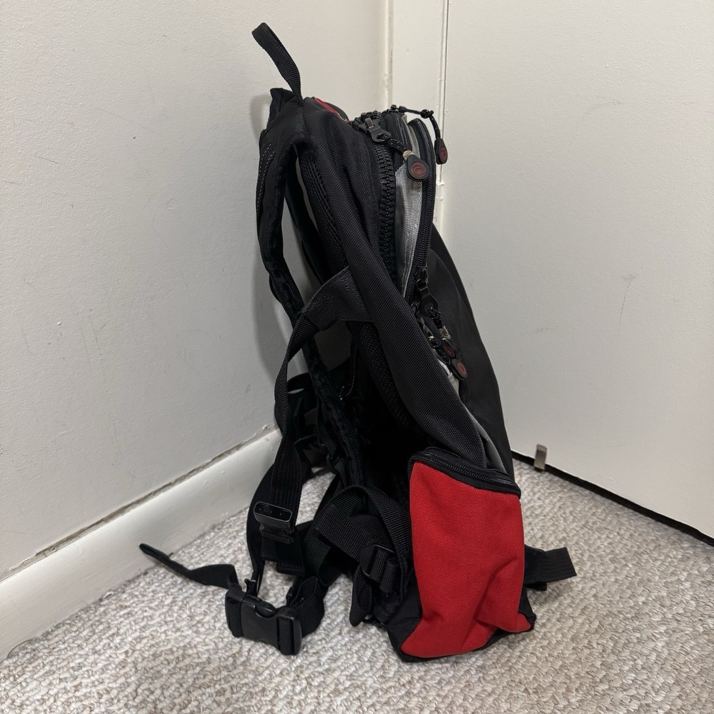 Alinghi Backpack UBS Finance Black/Red Investment Banking Wall Street Merch - Picture 4 of 10